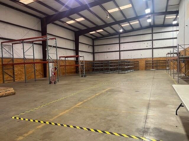 More Photos Of 1314 Driftwood Dr, Bossier City Warehouse For Sale