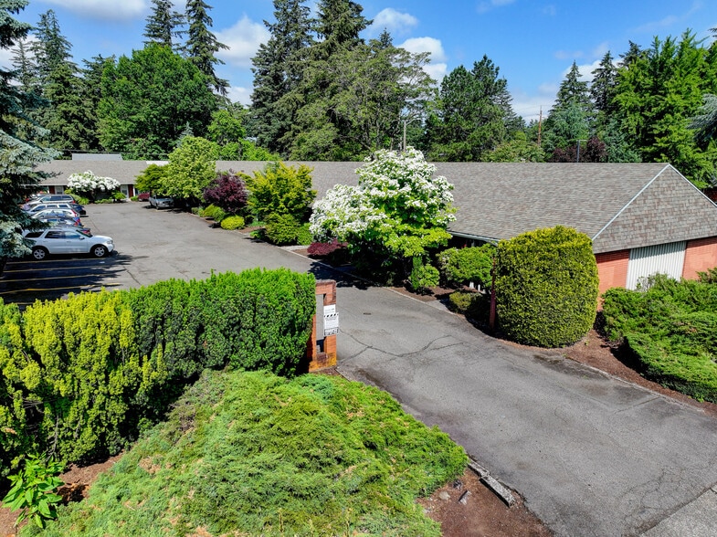 More Photos Of 611 SE 139th Ave, Portland Apartments For Sale