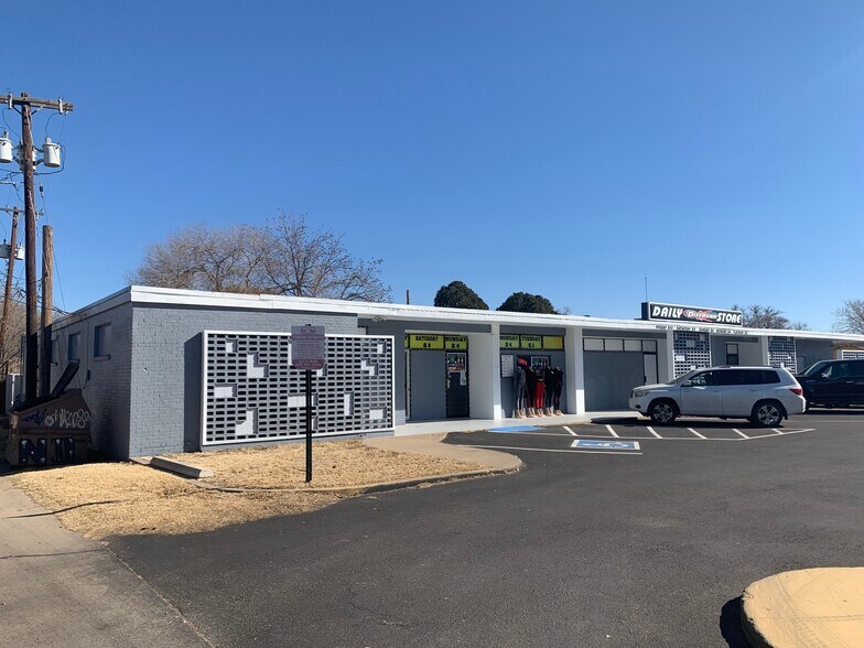 More Photos Of 2807-2813 Avenue Q, Lubbock Freestanding For Lease