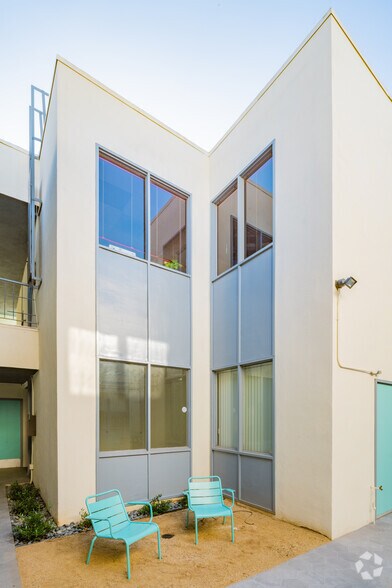 More Photos Of 1312-1316 Westwood Blvd, Los Angeles Research And Development For Sale