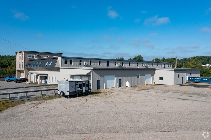 More Photos Of 20-26 Pomerleau St, Biddeford Railroad Yard For Lease