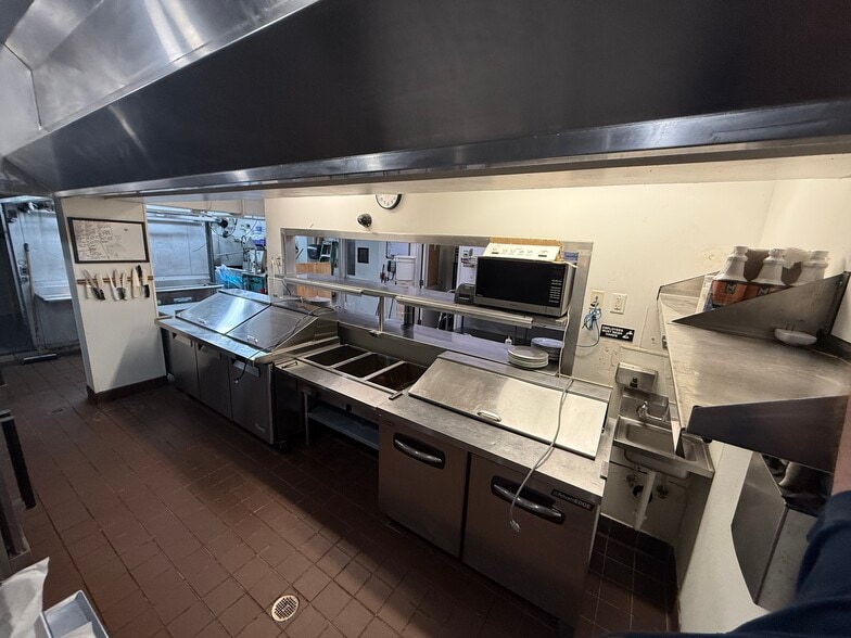 More Photos Of 128 S Beach St, Daytona Beach Apartments For Sale