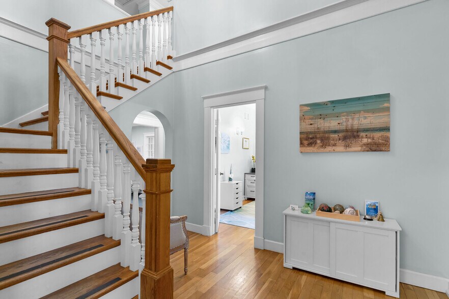 More Photos Of 88101 Old Hwy, Islamorada Office For Sale