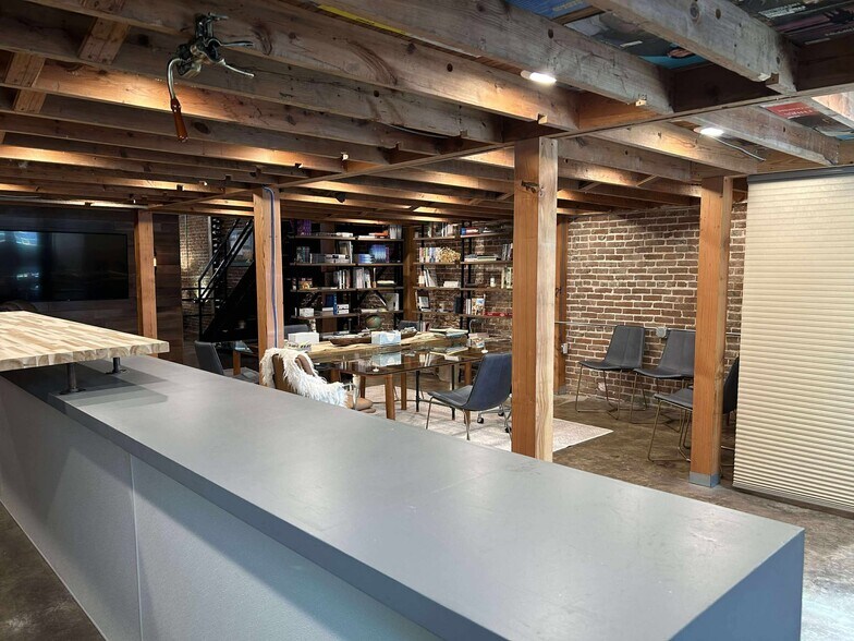 More Photos Of 108 Dewey Ave, Poteau Storefront Retail Office For Sale