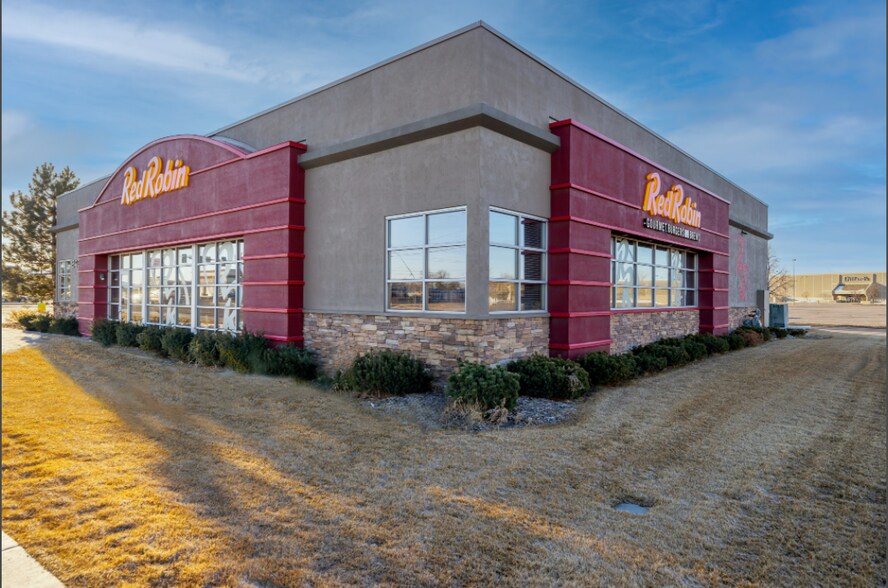 More Photos Of 2450 E 17th St, Idaho Falls Restaurant For Sale