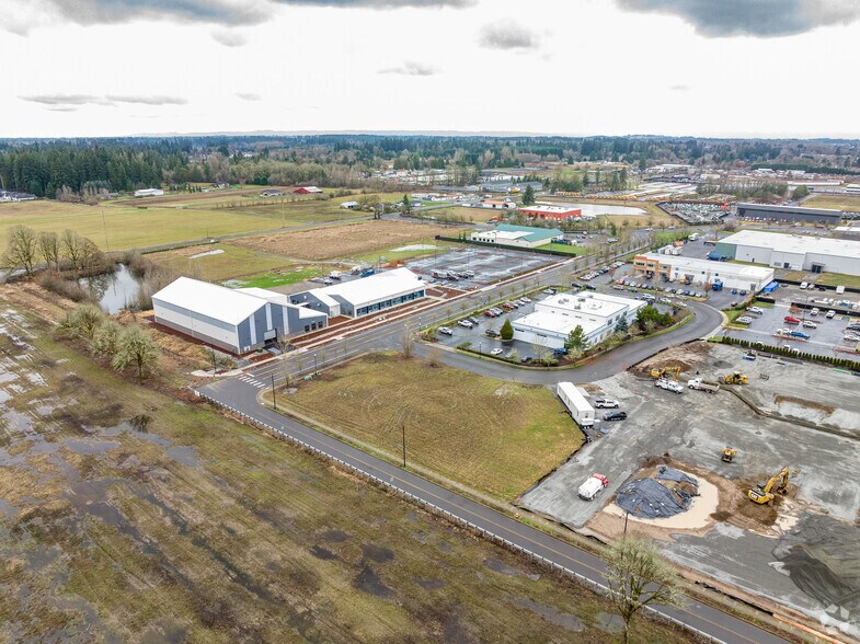 More Photos Of 1610 SE 19th Ave, Battle Ground Warehouse For Sale