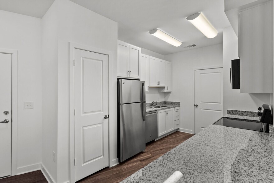 More Photos Of 451 Church St, Norfolk Apartments For Lease