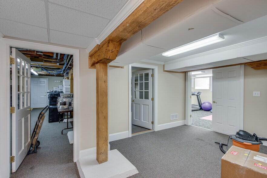 More Photos Of 55 Scott St, Buford Office For Sale