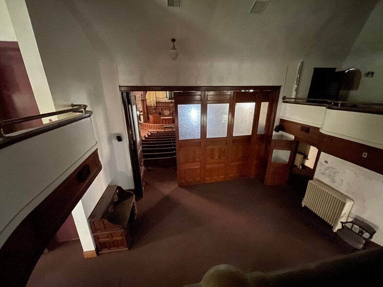 More Photos Of 486 S Graham St, Pittsburgh Religious Facility For Sale