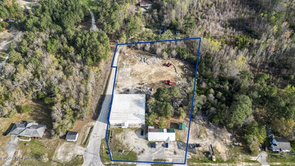 More Photos Of 895 Hwy 1, Rockingham Manufacturing For Lease