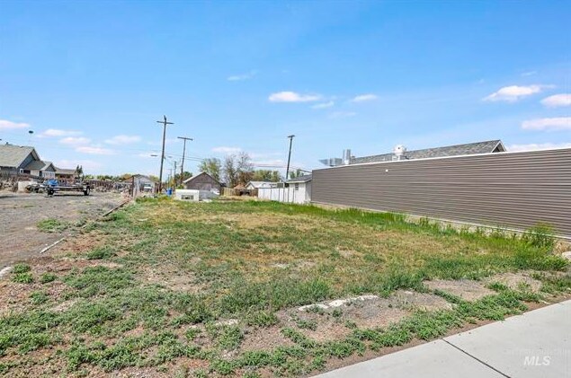 More Photos Of 1208 Main St, Buhl Land For Sale