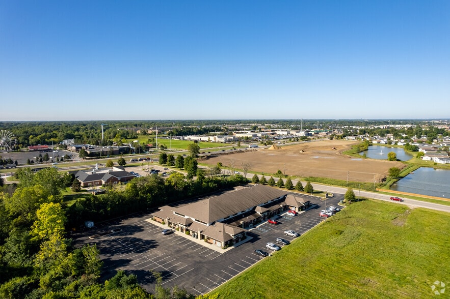 More Photos Of 45200 Card Rd, Macomb Township Office For Lease
