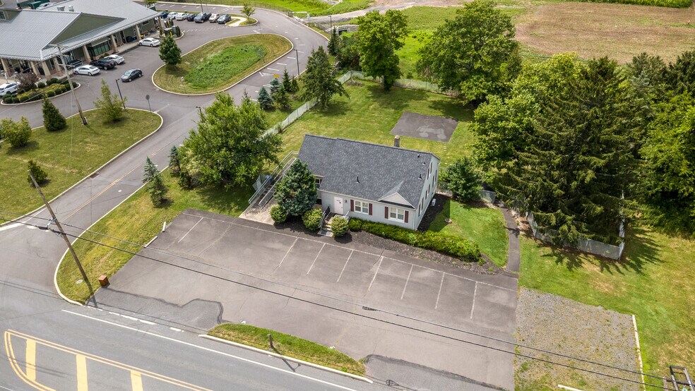 More Photos Of 4018 Durham Rd, Ottsville Storefront Retail Office For Sale