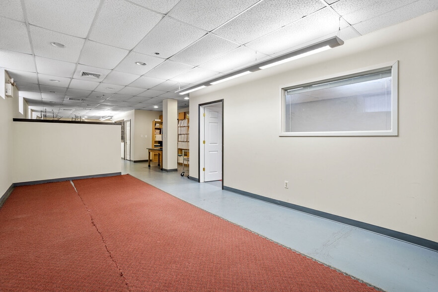 More Photos Of 120 N Warren, Trenton Office For Sale
