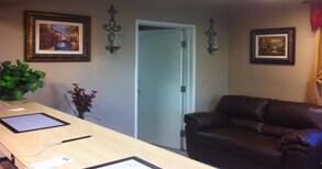 More Photos Of 16901 Stoddard Wells Rd, Victorville Hotel For Sale