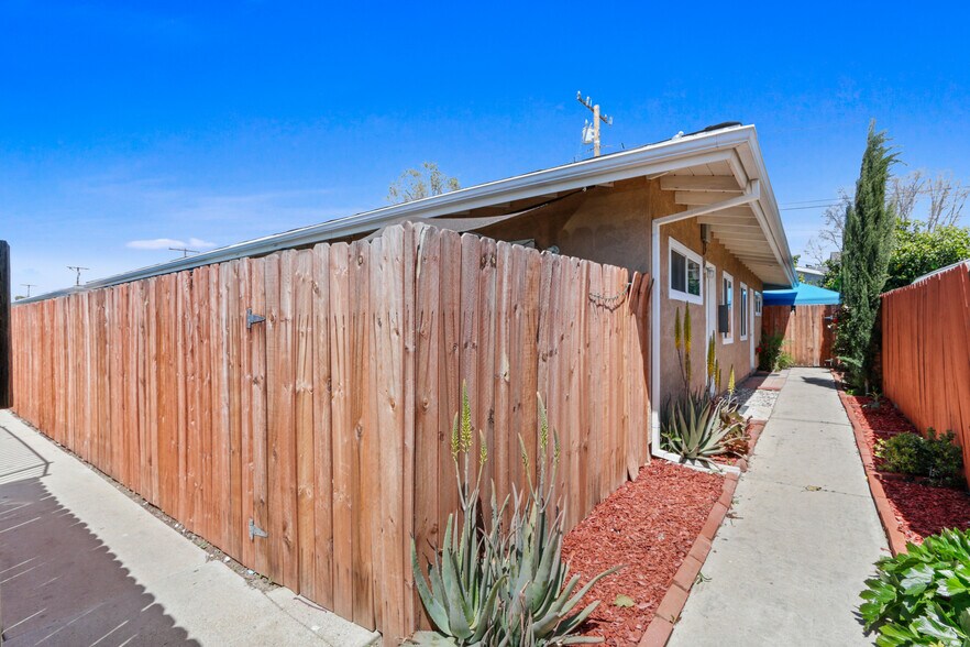 More Photos Of 13649 Foxley Dr, Whittier Apartments For Sale