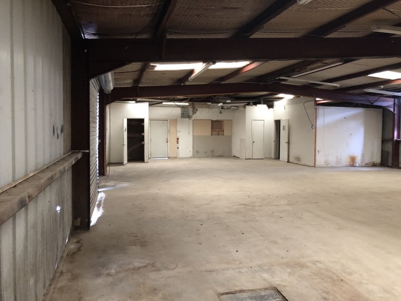 More Photos Of 1438 Pat Booker Rd, Universal City Freestanding For Lease