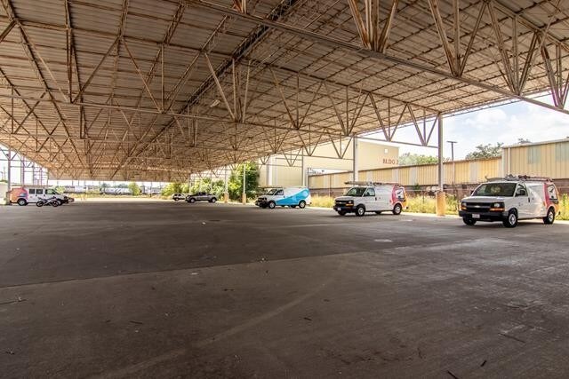More Photos Of 15317 Chatfield Ave, Cleveland Warehouse For Lease