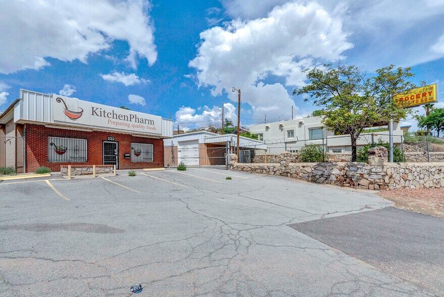 More Photos Of 232 Torres St, El Paso Storefront Retail Office For Lease