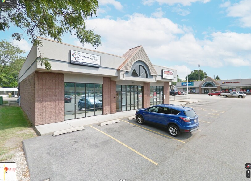 More Photos Of 2014-2016 Knoxville Ave, Peoria Office For Sale