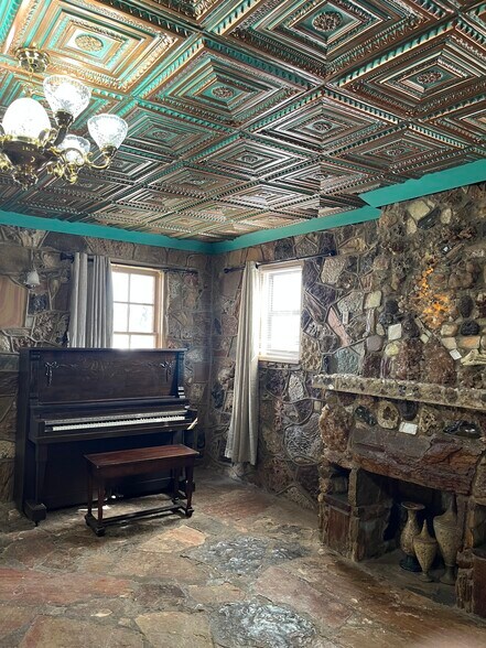 More Photos Of , Big Spring Unknown For Sale