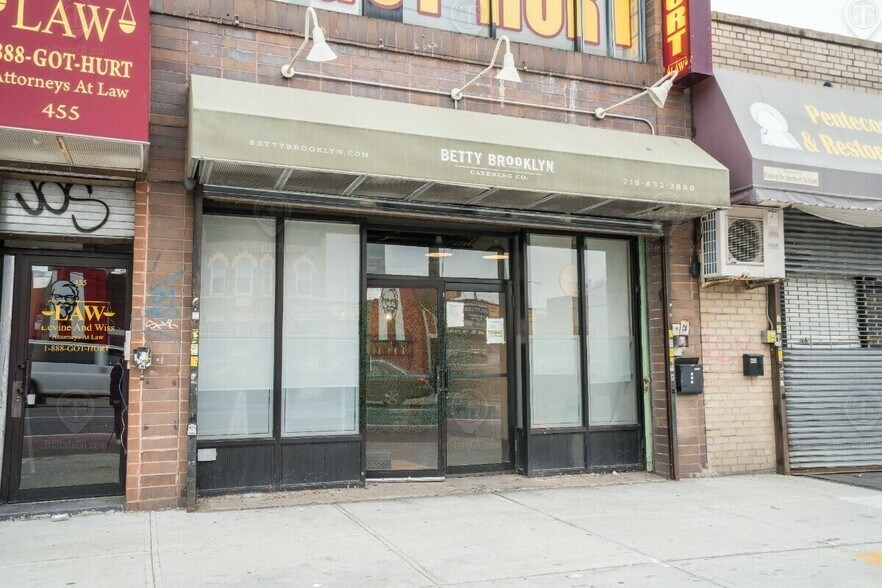 More Photos Of 455-457 Utica Ave, Brooklyn Storefront Retail Office For Lease