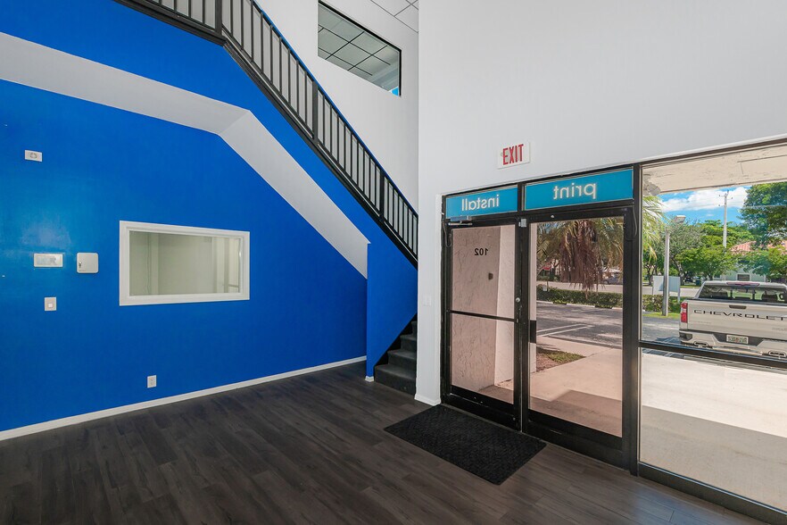 More Photos Of 3650 Coral Ridge Dr, Coral Springs Light Manufacturing For Sale