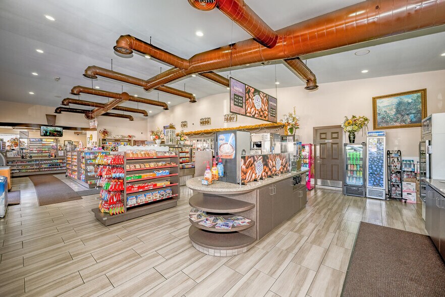 More Photos Of 1309 N La Brea Ave, Los Angeles Service Station For Sale