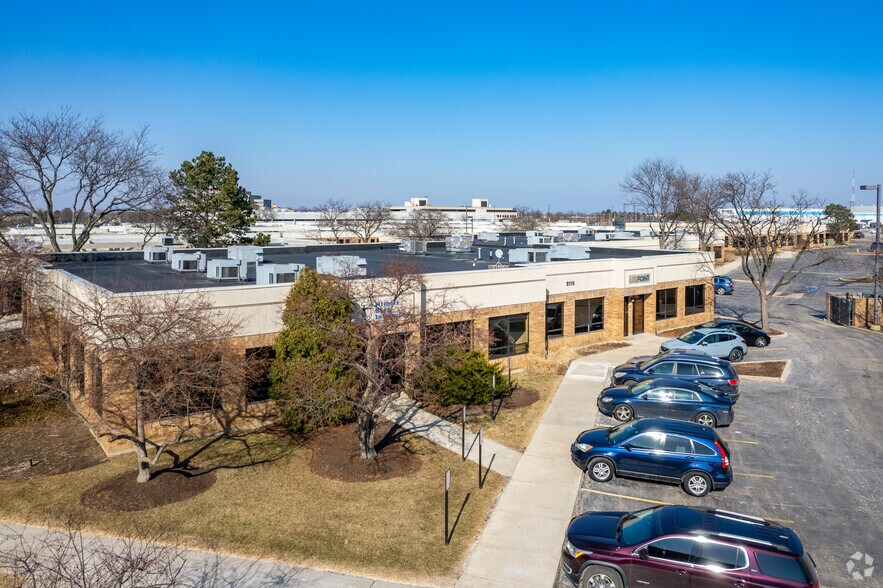 More Photos Of , Arlington Heights Office For Sale
