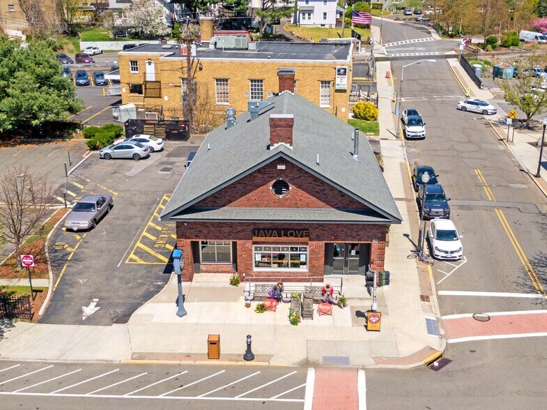 More Photos Of 50 Lafayette Ave, Suffern Freestanding For Lease