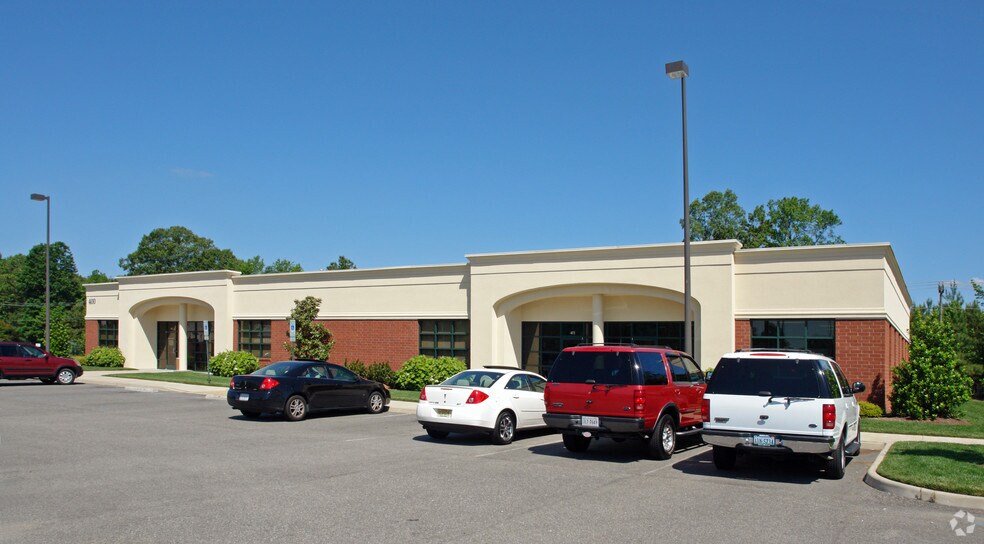 More Photos Of 11848 Rock Landing Dr, Newport News Office For Lease