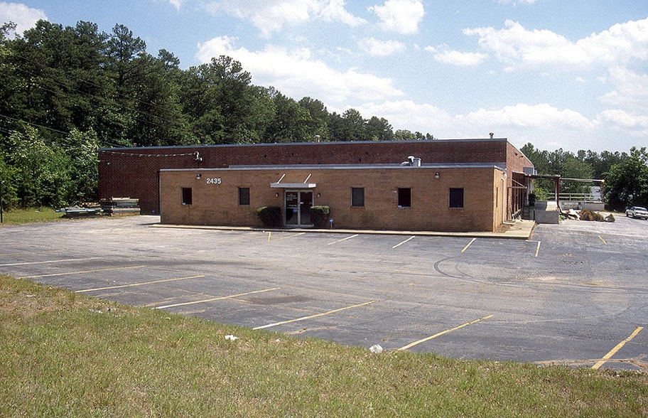More Photos Of 2435 Stone Mountain Lithonia Rd, Lithonia Distribution For Lease