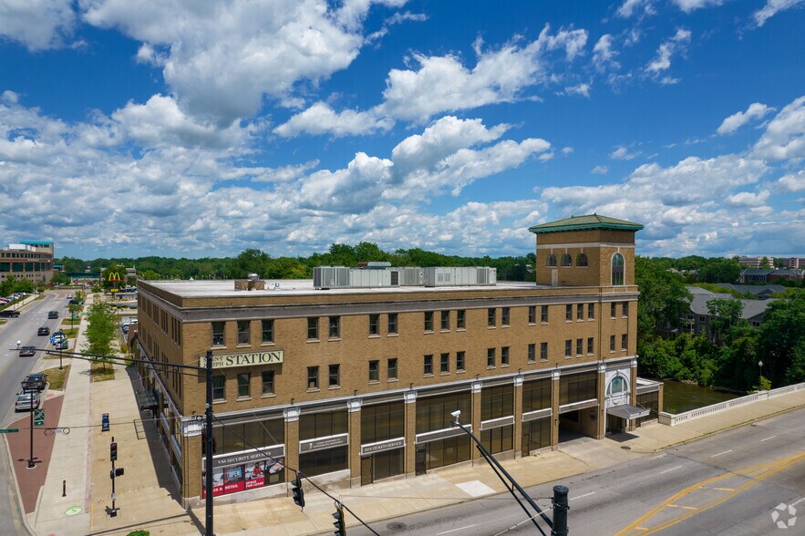 More Photos Of 300 N Dr Martin Luther King Jr Blvd, South Bend Office For Lease