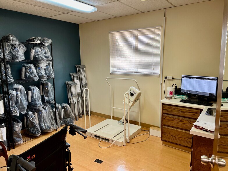 More Photos Of 12001 W 63rd Pl, Arvada Medical For Sale