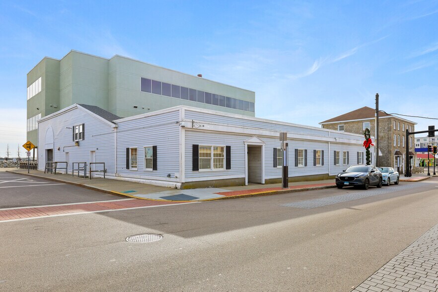 More Photos Of , New London Office For Sale