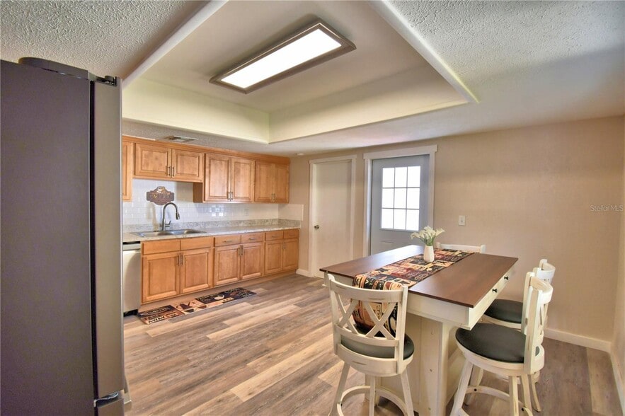 More Photos Of 208 Center St, Auburndale Office For Sale