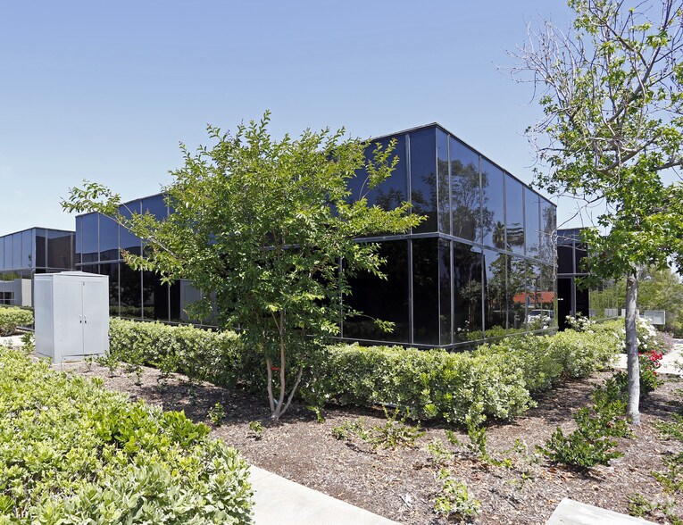 More Photos Of 23175-23177 La Cadena Dr, Laguna Hills Office For Lease