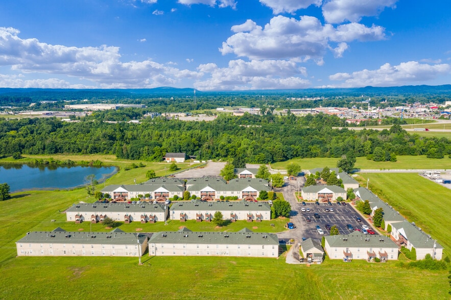 Primary Photo Of 111 Erie Ct, Shepherdsville Apartments For Sale