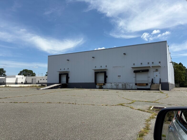 More Photos Of 1207 W Bridge St, Spring City Warehouse For Sale