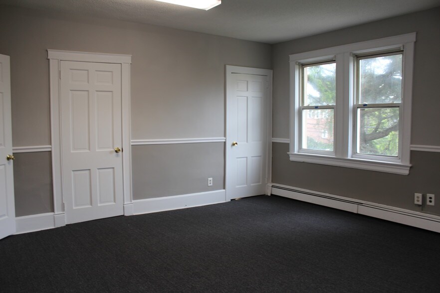 More Photos Of 326 Broad St, Red Bank Medical For Sale