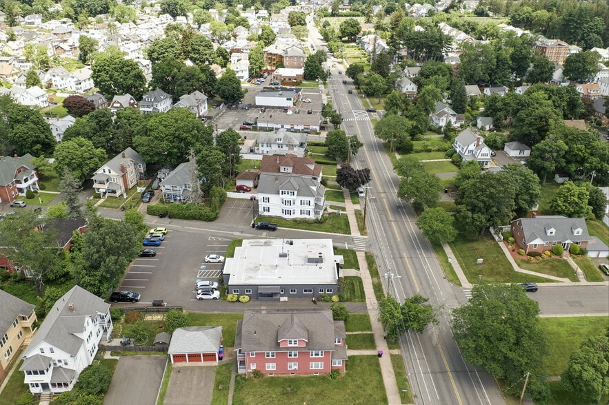 More Photos Of 1767 Northampton St, Holyoke Office Residential For Sale