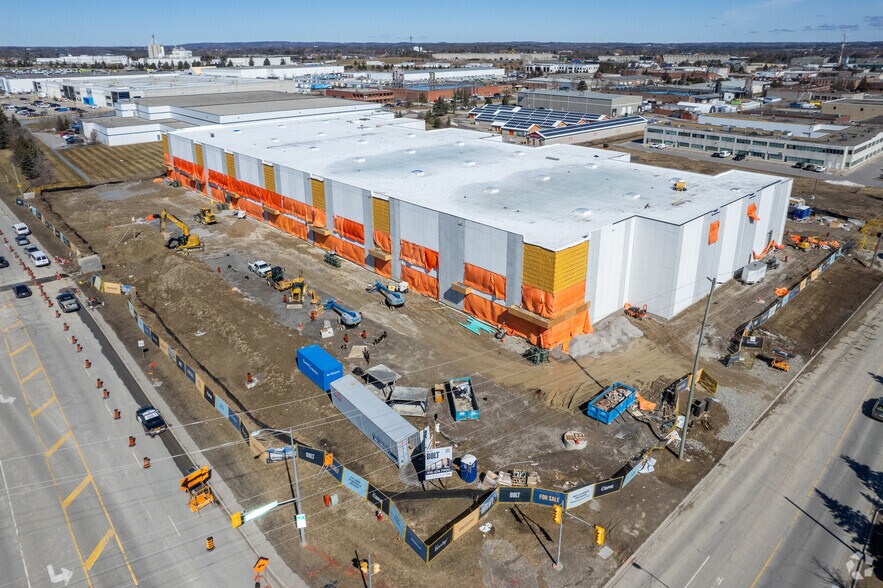 More Photos Of 399 Healey Rd, Caledon Warehouse For Lease