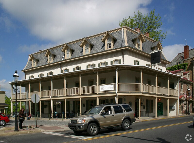 More Photos Of 10 N Main St, Doylestown Office Residential For Lease