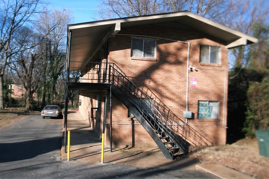 More Photos Of 494 Walker Ave, Memphis Apartments For Sale