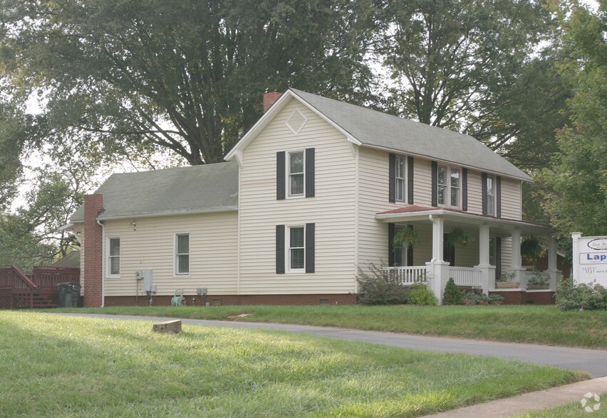 Primary Photo Of 20212 Zion Ave, Cornelius Office For Sale