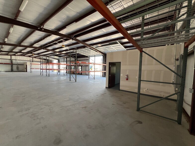 More Photos Of 15060 US Highway 380 W, Krum Unknown For Lease