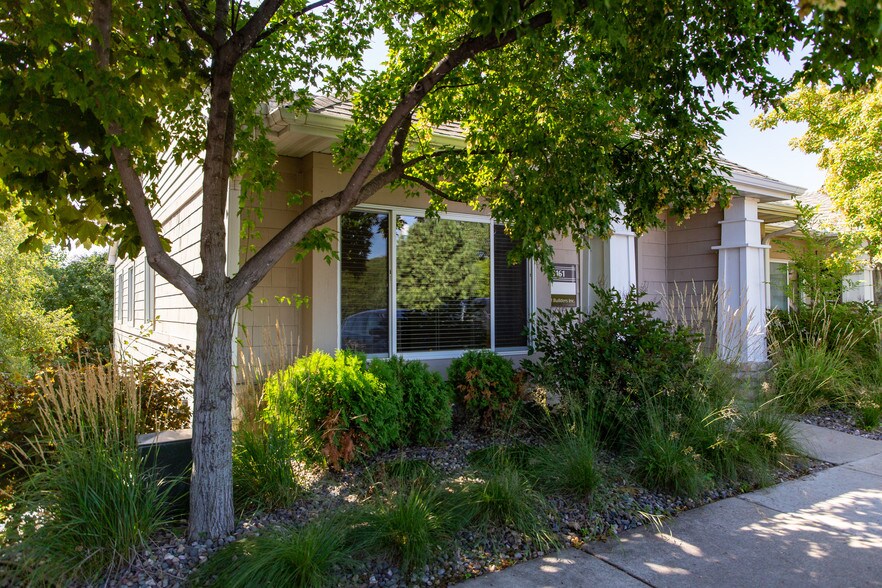 More Photos Of 3165 Fernbrook Ln N, Plymouth Office For Lease