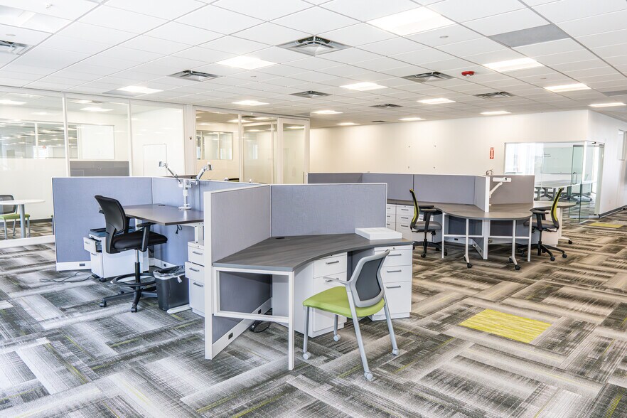 More Photos Of 3733 University Blvd W, Jacksonville Office For Lease