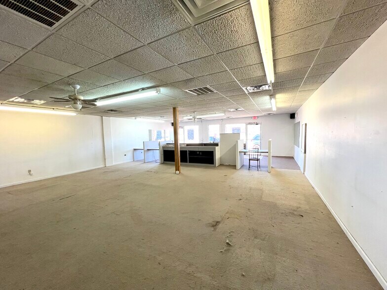 More Photos Of 600 N Porter Ave, Norman General Retail For Lease