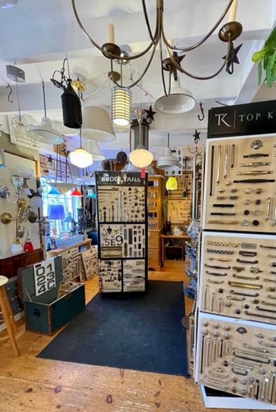 More Photos Of 234 Middle, Falmouth Freestanding For Sale